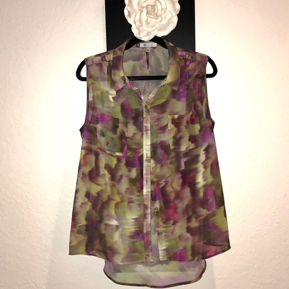 Jennifer Lopez Tops - Jennifer López Women’s Top